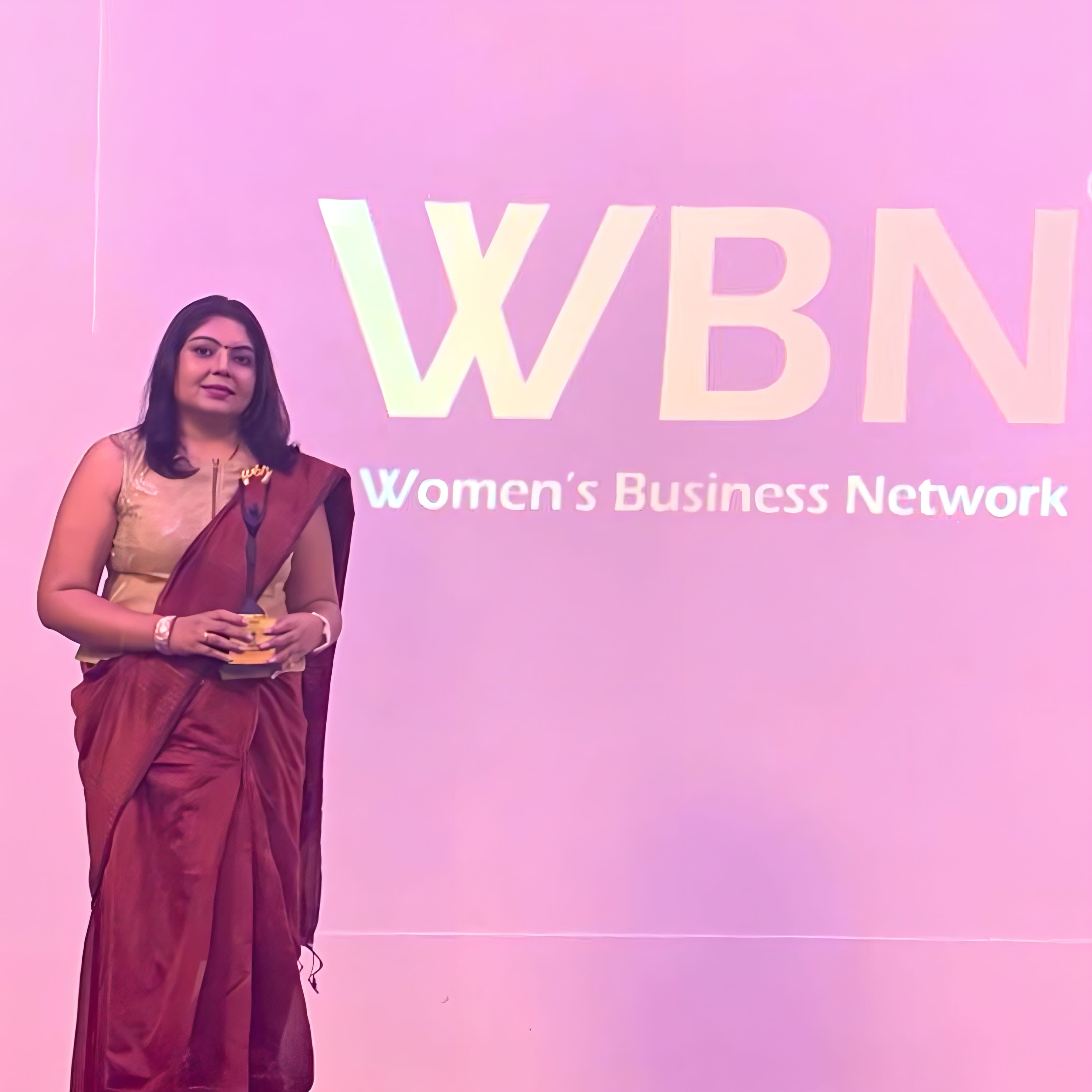 Dr.Rachana Shetty winning the Women Business Network award of 2022